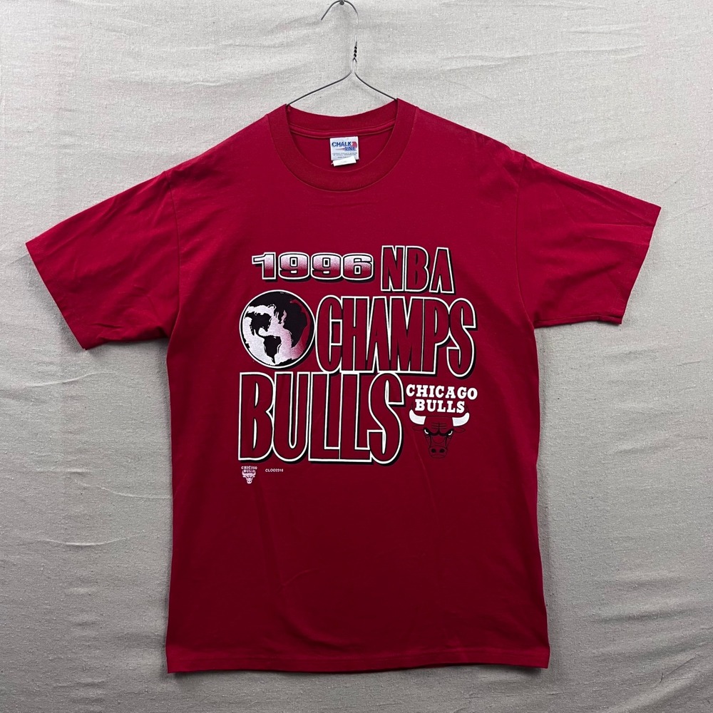 Chalk Line T-Shirt Mens Large Red 1996 Chicago Bulls‎ NBA Champs Vintage Graphic